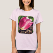 Roze Tulip Sunlight Floral Natuur T-shirt (Voorkant)