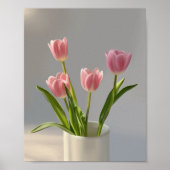 Roze Tulp Vaas Realisme Schilderij Poster (Voorkant)