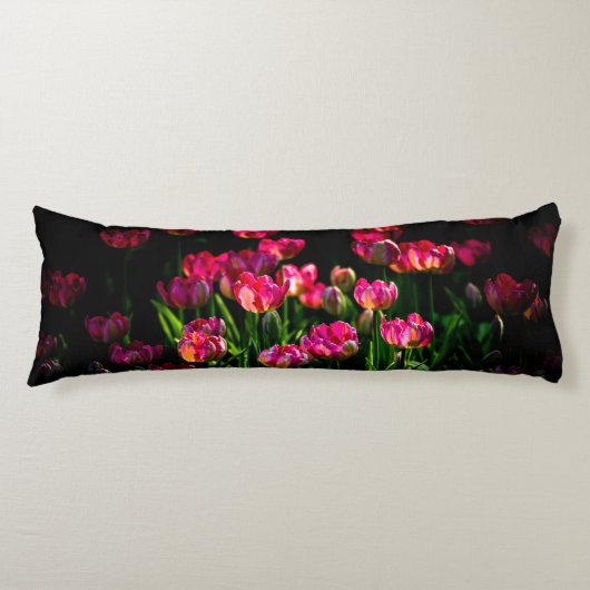 Roze tulpbloemen lichaamskussen (Voorkant)