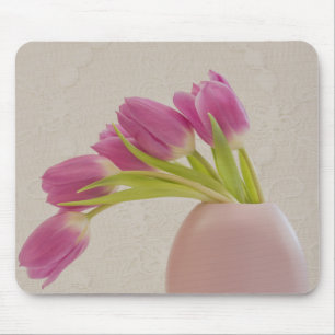 Roze tulpen en kant muismat