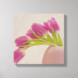Roze tulpen in afgeronde roze vaas met kant canvas afdruk