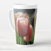 Roze tulpen latte mok (Linkerhoek)