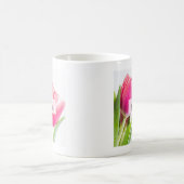 Roze tulpen met groene bladeren Foto Koffiemok (Center)