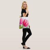 Roze tulpen met groene bladeren Foto Tote Bag (Op model)