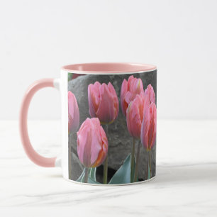 Roze tulpen mok