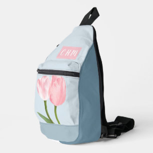 Roze tulpen op lichtblauw met driedubbel monogram sling bag