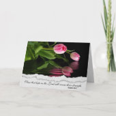 Roze tulpen op zwarte bijbelkaart kaart (Voorkant)
