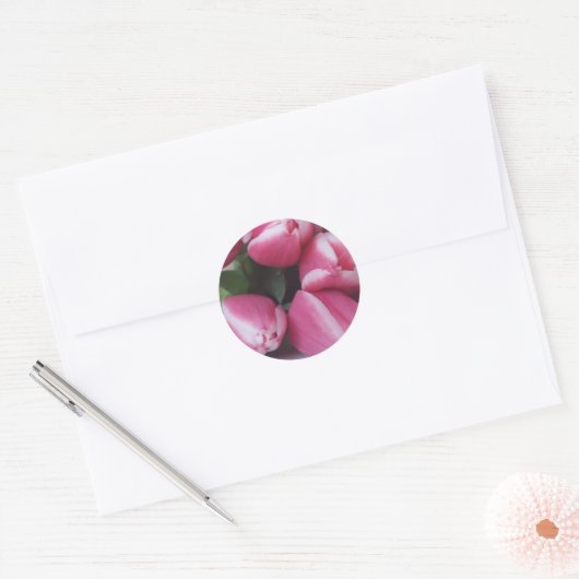 Roze tulpen ronde sticker (Envelop)