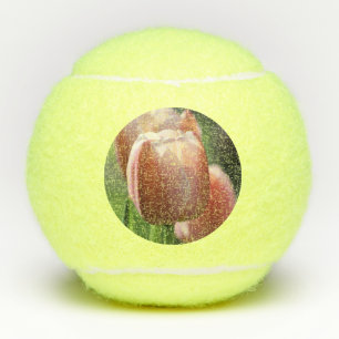 Roze tulpen tennisballen