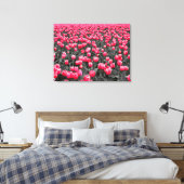 Roze Tulpen Veld Canvas Afdruk (Insitu (Slaapkamer))