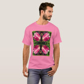 Roze tulpenbloem in zonlicht Abstract T-shirt (Voorkant volledig)