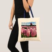 Roze Tulpveld met luchtballon, Oregon Tote Bag (Voorkant (product))