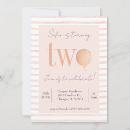 Roze tweede uitnodiging van de verjaardag