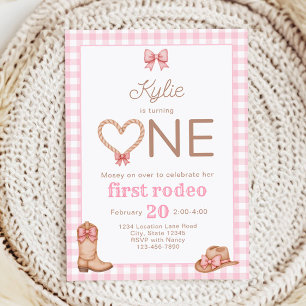 Roze uitnodiging voor 1e verjaardag 'Eerste Rodeo'