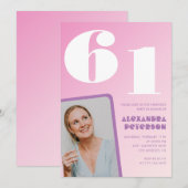 Roze uitnodigingen voor 61ste verjaardag Retro fot (Voorkant / Achterkant)