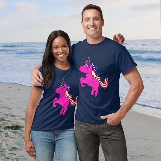 Roze Unicorn Patriotic USA Flag Mane Art Unisex T-shirt