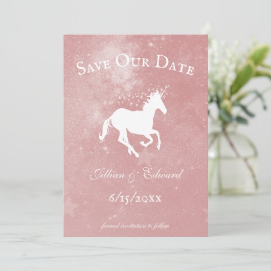 Roze Unicorn slaat de datum op Aankondiging (Staand voorkant)