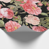 Roze Victoriaans Rozen op zwart patroon Cadeaupapier (Hoek)