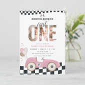 Roze Vintage Raceauto Uitnodiging Eerste Verjaarda (Staand voorkant)