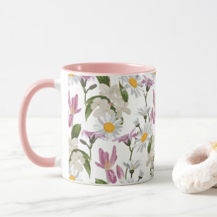 Roze violette tropische madeliefjes en lelie wilde mok