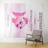 Roze Vis Verjaardagsfeestje Achtergrond Wandkleed (In Situ (horizontaal))