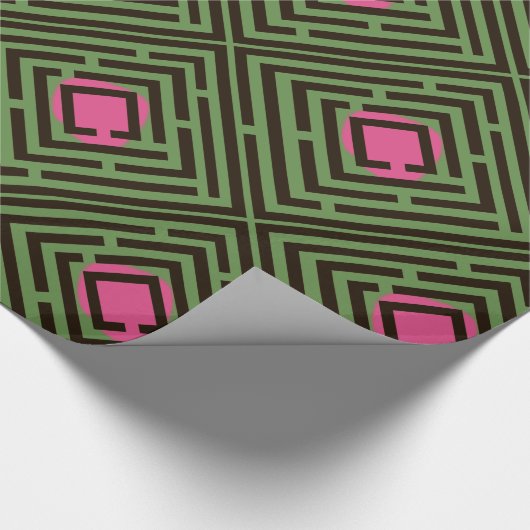 Roze vlek zwart labyrint patroon op aangepaste kle cadeaupapier (Hoek)
