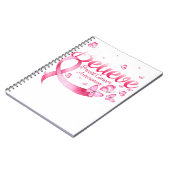 Roze vlinder gelooft dat borstkankerbewustzijn bes notitieboek (Linkerzijde)