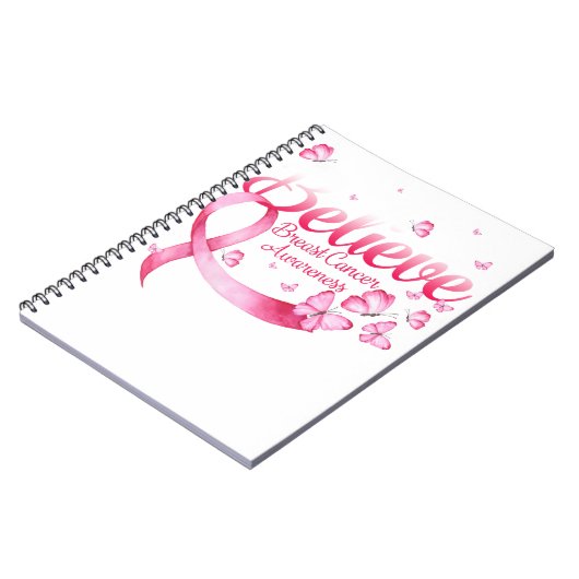 Roze vlinder gelooft dat borstkankerbewustzijn bes notitieboek (Linkerzijde)
