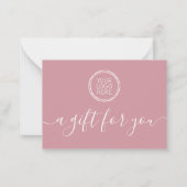 Roze Voeg je Logo-minimalistische cadeaubon toe Notitiekaartje (Voorkant)