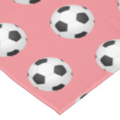 Roze Voetballen Kids Verjaardagsfeestje Tafelkleed (Gekanteld)