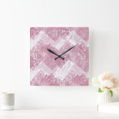 Roze vonken op wit. vierkante klok (Huis)