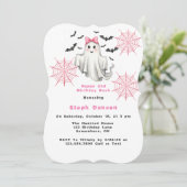 Roze Vriendelijk Meisje Spook met Bats Verjaardags Kaart (Staand voorkant)