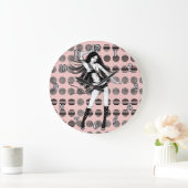 roze vriendin danser grote klok (Huis)