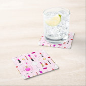 Roze vrouwelijk make-uppatroon kartonnen onderzetters (Insitu)