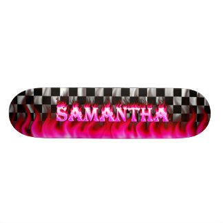 Roze vuur en vlammenontwerp van het skateboard van