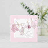 Roze waslijn Baby Girl Douche Uitnodigingen (Staand voorkant)