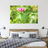 Roze Water Lily Canvas Afdruk (Insitu (Slaapkamer))