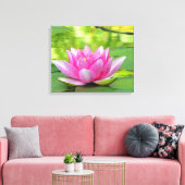 Roze Waterlelie Lotus Bloem op Groen Canvas Print (Insitu (Woonkamer))