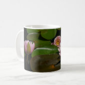 Roze Waterlelies Koffiemok (Voorkant links)