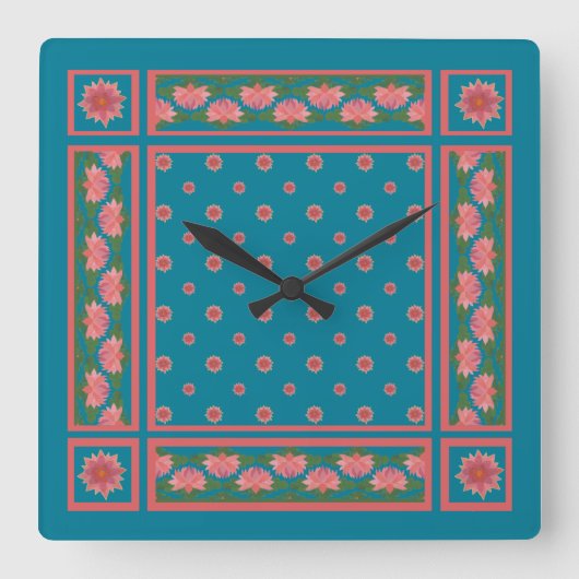 Roze Waterlelies op Diepblauwe Vierkante Wandklok (Voorkant)