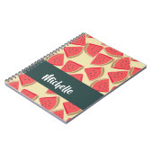 Roze watermeloenplakken op geel notitieboek (Linkerzijde)