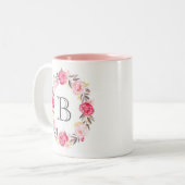 Roze Waterverf Bloemen & Faux Gold Folie Monogram Tweekleurige Koffiemok (Voorkant links)