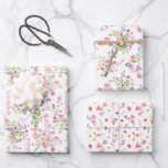 Roze Waterverf Bloemen & Groen Inpakpapier Vel<br><div class="desc">Deze charmante set bloemeninpakpapier is voorzien van drie unieke design, elk versierd met delicate waterverf-achtige bloemetjes in zacht roze, groen en spatten blauw. De handgeschilderde waterverf en het groen geven het papier een grillig, tuin-geïnspireerd gevoel, ideaal voor voorjaarsvieringen, verjaardagen of bruiloften. Elk blad heeft zijn eigen subtiele variatie, met design...</div>