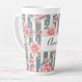 Roze Waterverf bloemen op strepen Latte Mok (Linkerhoek)