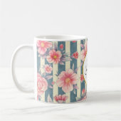 Roze Waterverf bloemen op Stripes Monogram Koffiemok (Links)