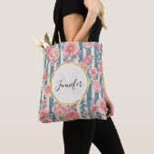 Roze Waterverf bloemen op Stripes Monogram Tote Bag (Dichtbij)