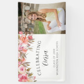 Roze Waterverf Bloemenkalligrafie Afstuderen Spandoek (Verticaal)