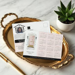 Roze Waterverf Door Real Estate Kalender 2025 Briefkaart<br><div class="desc">Mooi en elegant onroerend goed bedrijf 2025 kalendermarketing briefkaart. Ons ontwerp is voorzien van onze eigen handgeschilderde waterverf blush roze voordeur. Geaccentueerd met aanraking van goud op de mailbox slot, deurklink, en deur kickplate. Moderne zwarte buitenwandlampen en een jute welkomstdeurmat maken dit charmante vastgoedontwerp compleet. Personaliseer met uw bedrijfsnaam en...</div>