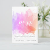 Roze waterverf en skeletbladeren bruiloft RSVP (Staand voorkant)