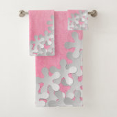 Roze Waterverf en witte bloemen Bad Handdoek (Insitu)